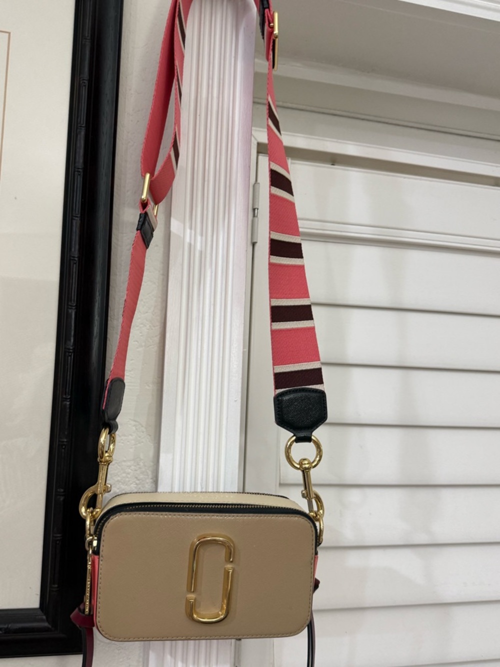 Marc Jacobs Beige Camera Crossbody with Pink-Striped Strap, EUC.